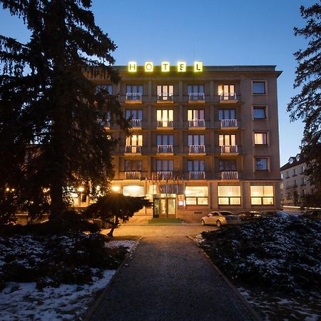 Hotel Belvedere Pribram Exterior photo